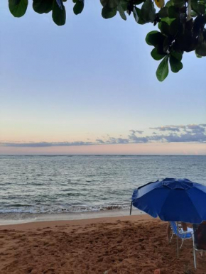 Xodó da Praia - amplo apartamento 3 qts 260 m da praia